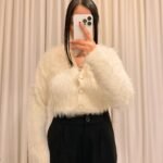 Yumoş Dokulu Sakallı Düğmeli Hırka - Beyaz