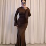 Sırt Dekolte Yırtmaçlı Elbise - Kahve