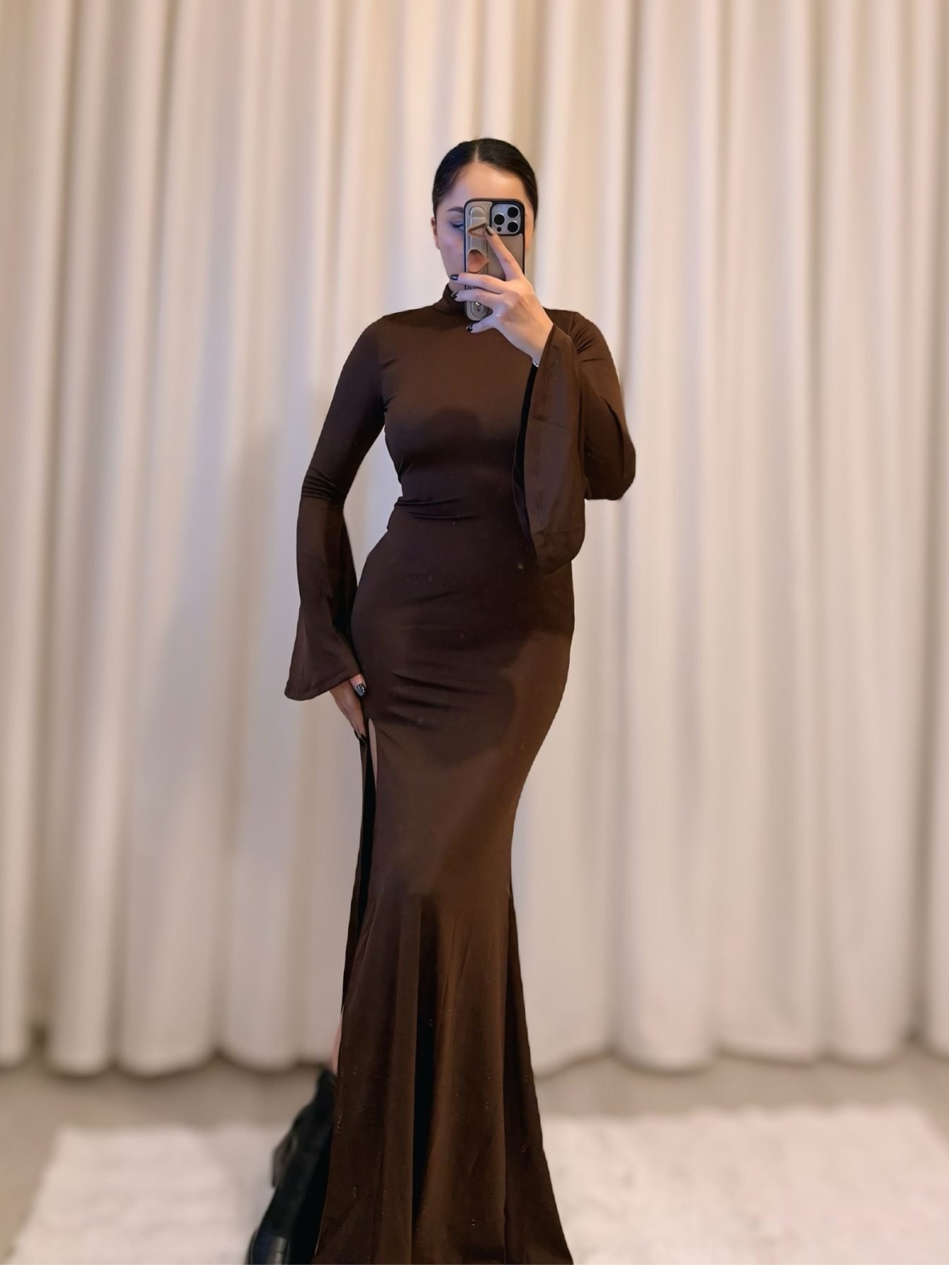 Adsız tasarım (3) Sırt Dekolte Yırtmaçlı Elbise - Kahve - Görsel 1