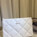 Beymen Kapitone Desenli Clutch Çanta – Beyaz