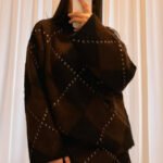 Baklava Desen Dik Yaka Şardonlu Takım