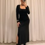 Uzun Kollu Yırtmaç Detaylı Maxi Elbise - Siyah