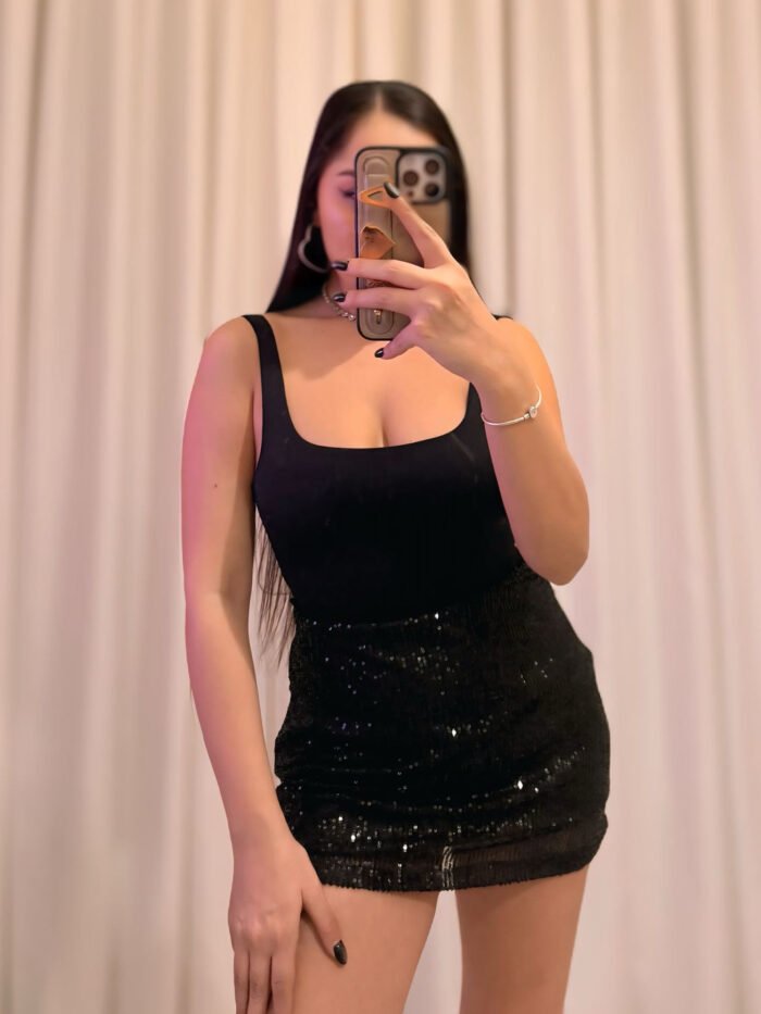 Siyah Payet Mini Etek – Esnek Kumaş - Görsel 2